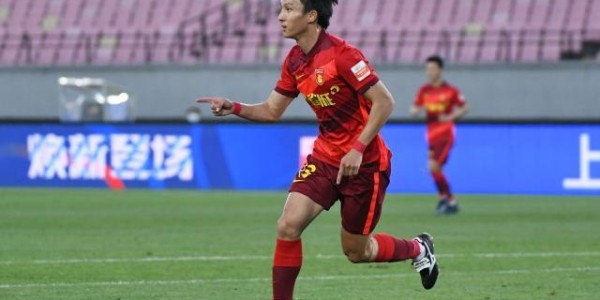 NBA直播-【中超】尹鸿博制胜梅米失点于海染红 河北1比0海港