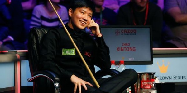 看球网-赵心童英锦赛捧杯进前十 20万奖金锁定大师赛席位