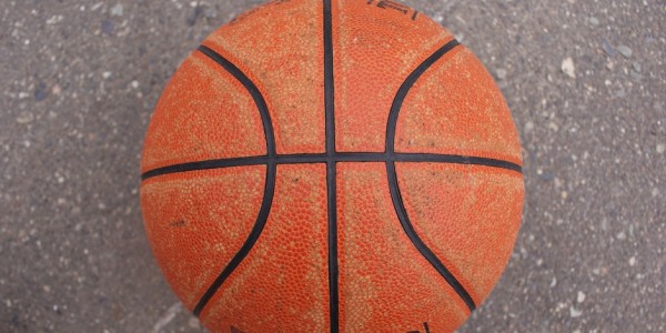 广东新星徐昕与杜锋冲突后申请交易 被曝想换张镇麟遭疯狂吐槽