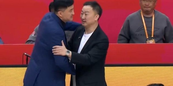 NBA直播-杜锋：王洪泽给广东男篮带来了很多的支持 欢迎麦考尔终于回归了