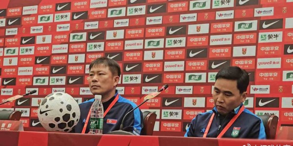 英超直播-一支残阵出征西安，七人替补难撑全场，战术保守背后是体制困局|朝鲜|金永峻|球员|朝鲜队|联赛_新浪体育_新浪新闻