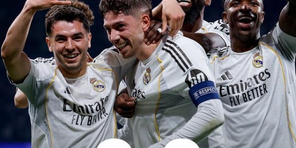 皇马3-0打垮曼城！巴尔韦德半场疯狂戴帽，残阵造欧冠神迹